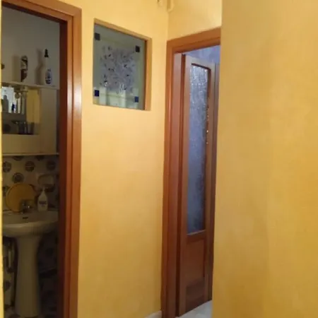 Apartment For 24 Pax 아파트